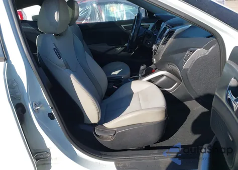 2013 Hyundai Veloster Base W/Gray from USA, damaged, VIN KMHTC6AD8DU086516